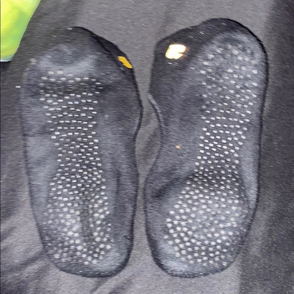 Grip socks for barre or Pilates - Picture 9 of 16